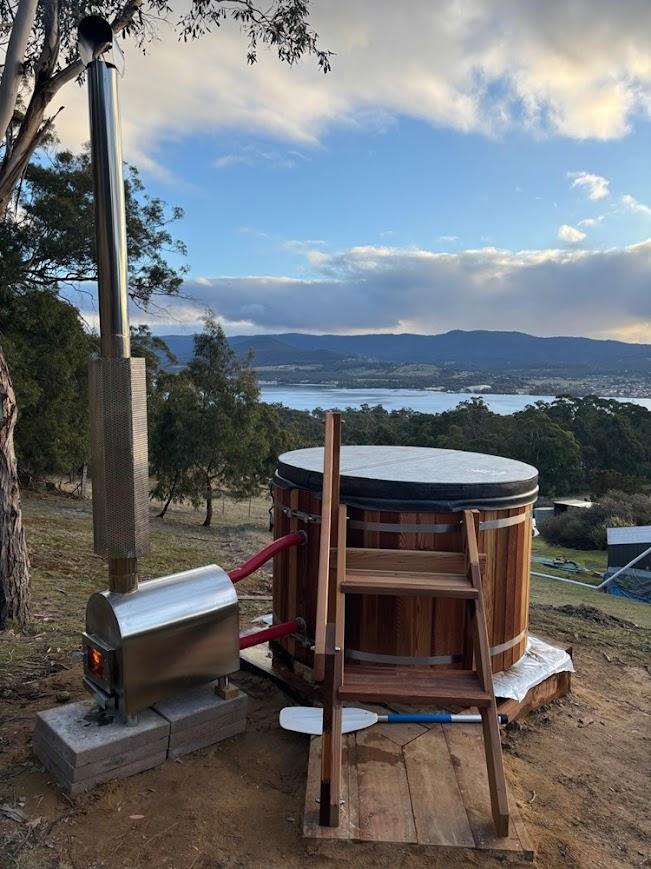 Shym Saunas Hot Tubs